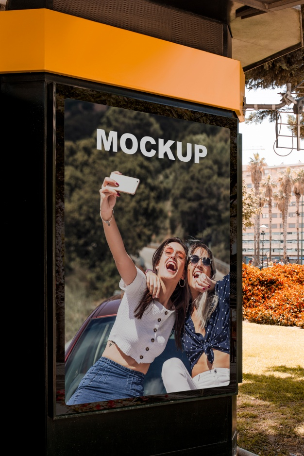 Download Billboard Mockup On Kiosk Free Psd Psd Free Psd Resources